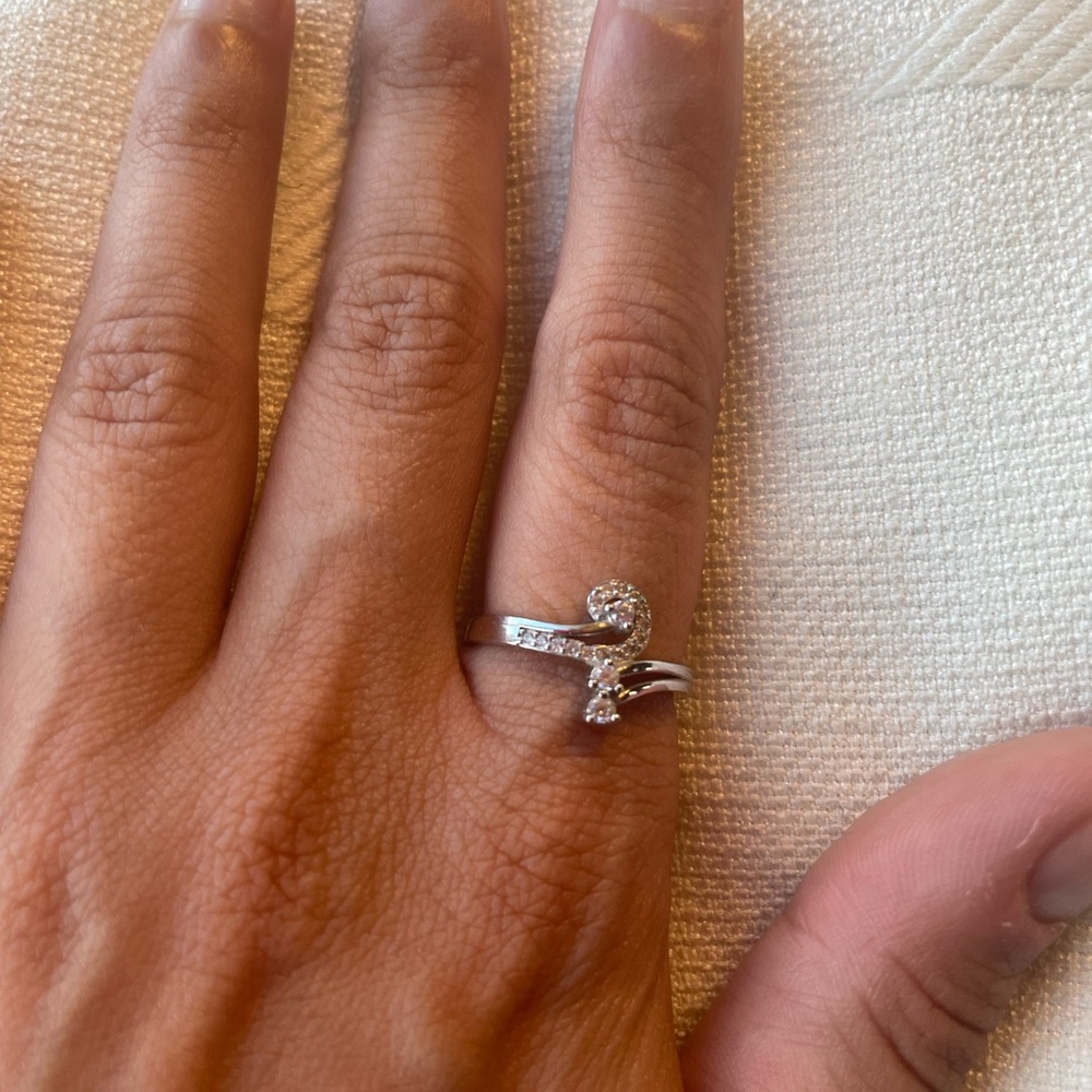 Nice ring - Picture 3 of 3